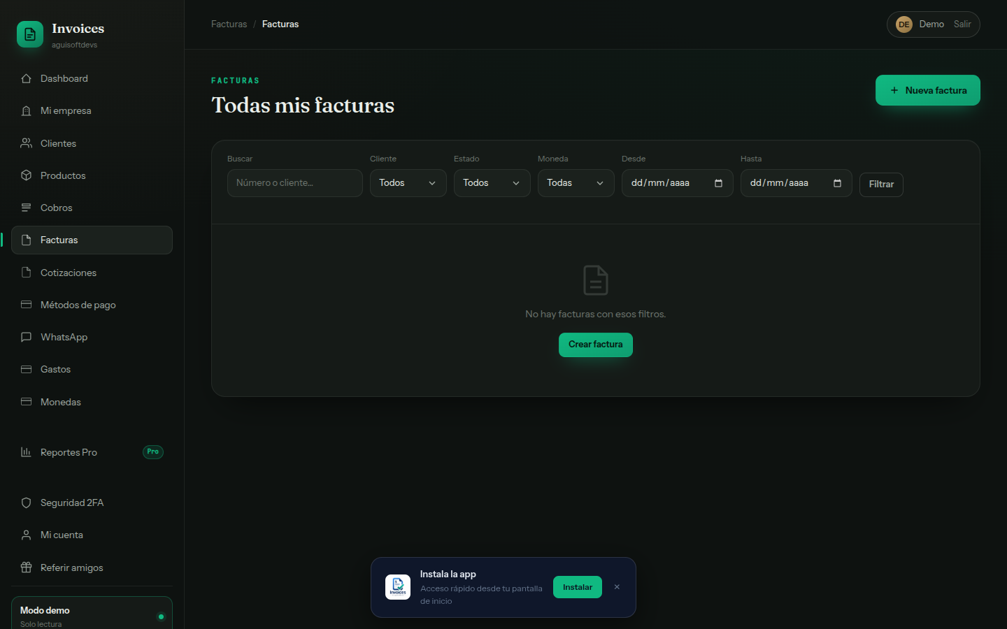 Listado de facturas — Filtro por cliente, estado, moneda y fecha. Numeración correlativa. Acciones por ícono: ver, PDF, enlace público, editar, cambiar estado, eliminar.